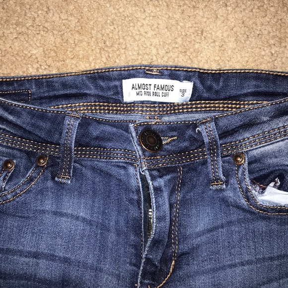 Jeans - Picture 3 of 4